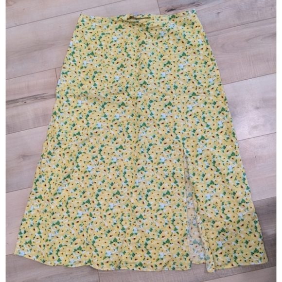 LOFT Floral Side Slit Midi Skirt - Picture 3 of 8